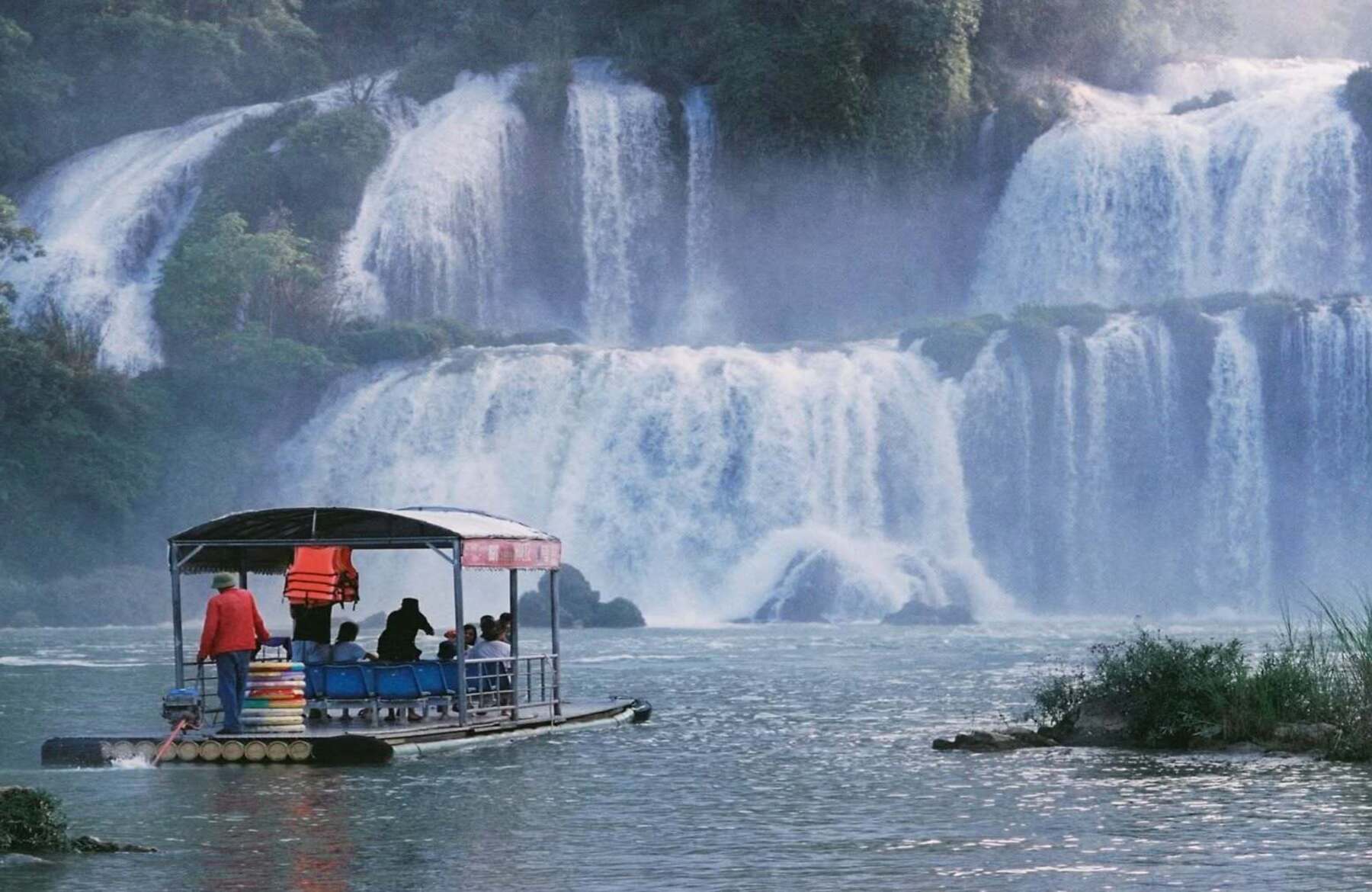 Ban Gioc Waterfall & Angel Eye Mountain Tour